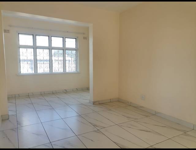 2.5 BEDROOM FLAT FOR SALE IN MUSGRAVE